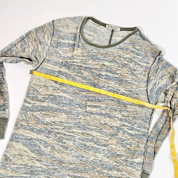 We The Free lightweight camo print tee - Picture 6 of 10